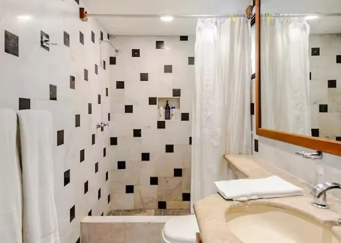Excellent Ocean View House Apartment